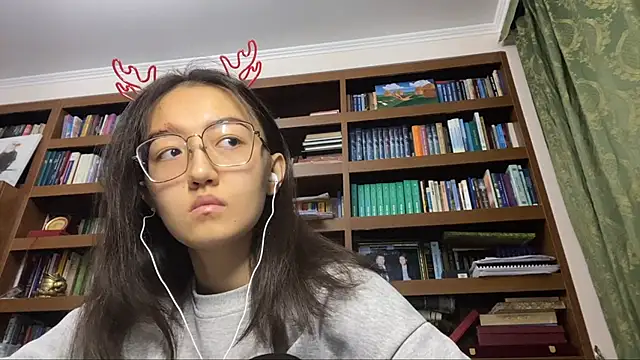 LinaClous online show from 01-12-26, 04:01