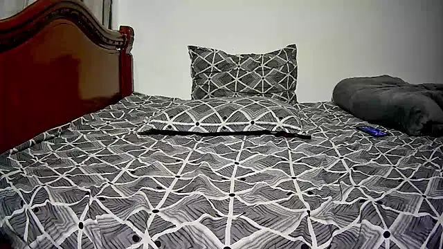 HouseOfHeat online show from 02-06-26, 04:10