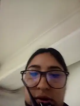 Bizcochitoc4 online show from 12-05-25, 12:25