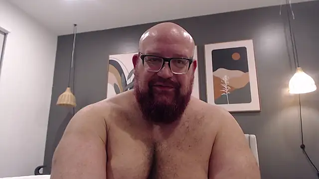 BigBearforCuddles online show from 04-16-26, 02:45