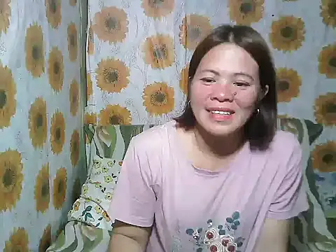 Smilinglovely online show from 03-26-26, 10:43