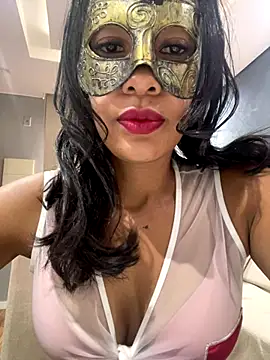 Snapshot of LunnaMaska chatting on 12-02-25, 03:51 LunnaMaska online show from 12-02-25, 03:51