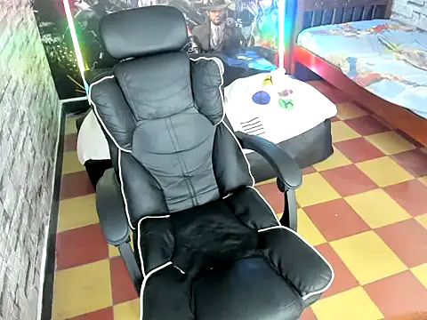 jay orange online show from 11-28-25, 07:27