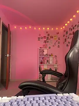 Davne  online show from 02-20-26, 02:30