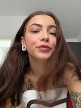 Snapshot of LianixLoverx chatting on 02-28-26, 01:56 LianixLoverx online show from 02-28-26, 01:56