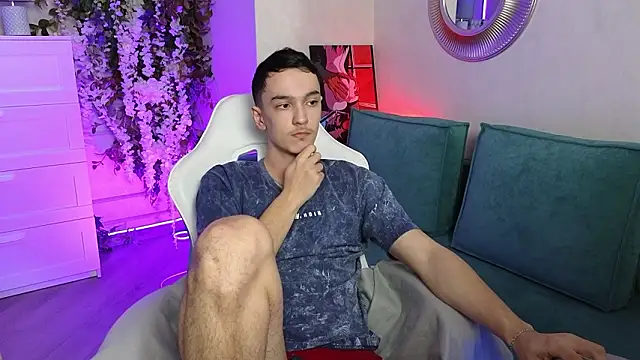 MoonlinSkinn online show from 02-20-26, 01:46