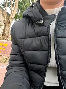 LianLaz online show from 02-04-26, 09:04