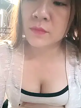 Lily-ross22 online show from 12-21-25, 06:20