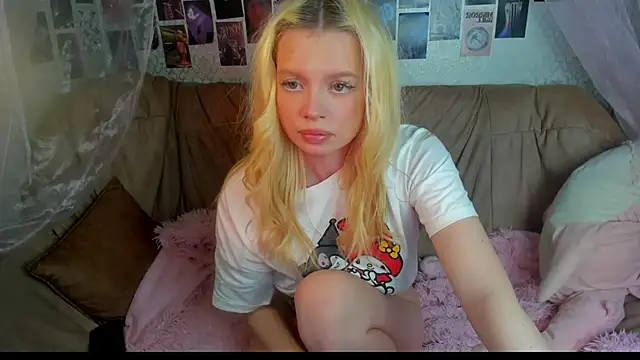 AlysaMeow online show from 03-18-26, 01:42