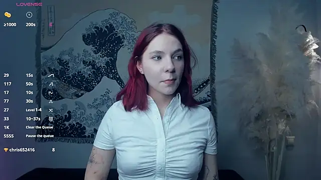 Snapshot of Solarspark chatting on 12-15-25, 07:12 Solarspark online show from 12-15-25, 07:12