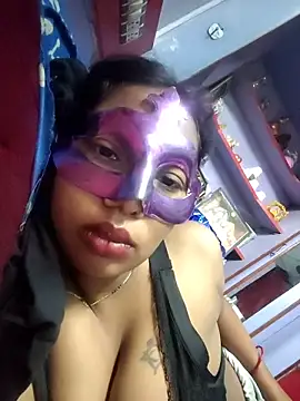 Snapshot of aarti03fb chatting on 06-20-26, 07:00 aarti03fb online show from 06-20-26, 07:00