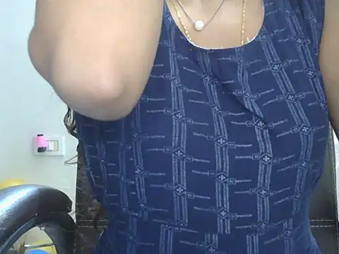 cute mahira online show from 04-05-26, 02:36