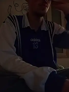 Snapshot of elias_milo chatting on 12-01-25, 10:37 elias milo online show from 12-01-25, 10:37