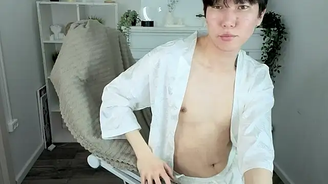 YugoAsian online show from 02-20-26, 12:27