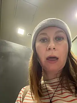 Snapshot of Brooke_lover chatting on 04-30-26, 07:04 Brooke lover online show from 04-30-26, 07:04