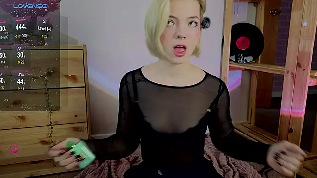 Me1inMonro online show from 12-20-25, 05:36