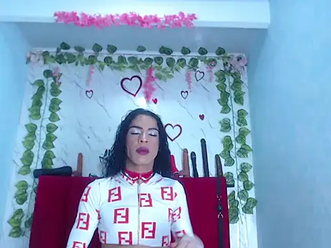 angelamanjarrezcm online show from 01-12-26, 06:07