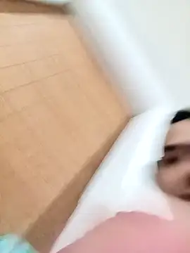 Snapshot of culona2417 chatting on 12-17-25, 03:23 culona2417 online show from 12-17-25, 03:23