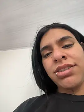 SaraAndrade  online show from 03-05-26, 01:18