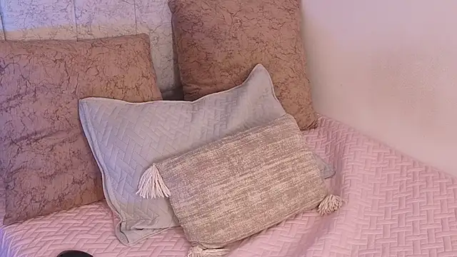 Kattie sweet1 online show from 01-15-26, 01:05