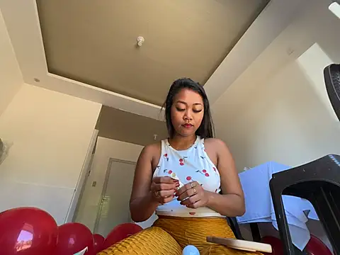 Snapshot of Juliet_official_pro chatting on 07-20-26, 01:53 Juliet official pro online show from 07-20-26, 01:53