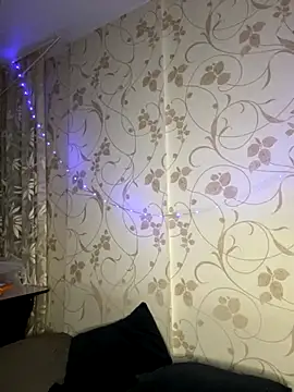 Snapshot of Rabizoon chatting on 12-01-25, 12:37 Rabizoon online show from 12-01-25, 12:37