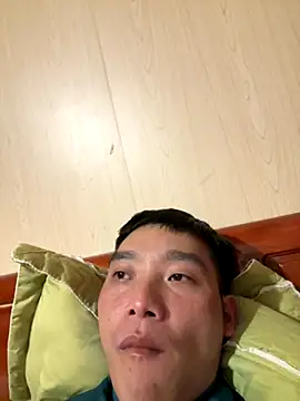 Snapshot of sanu551 chatting on 12-01-25, 04:12 sanu551 online show from 12-01-25, 04:12