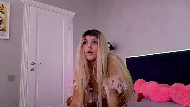 ChristalRose online show from 01-07-26, 09:39