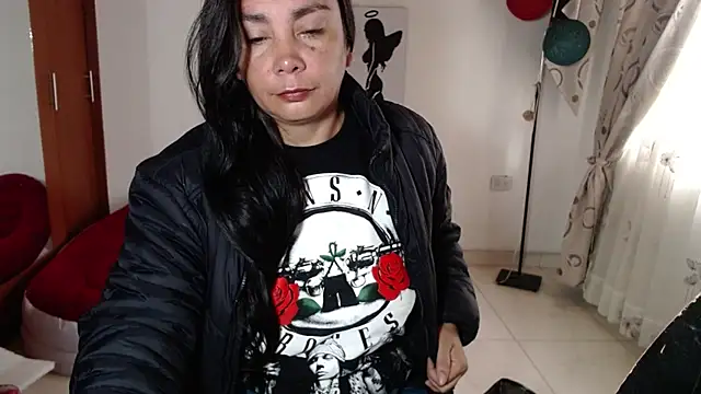 vivian-milf online show from 11-30-25, 12:20