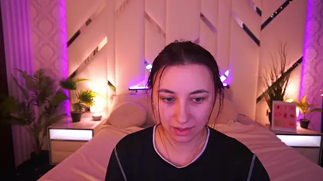 RoxieRay online show from 03-06-26, 07:27