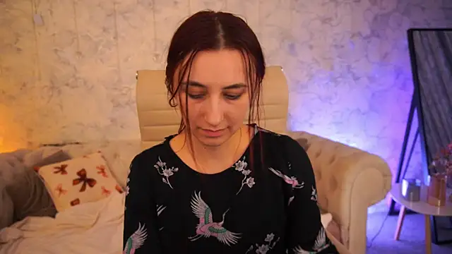 RoxieRay online show from 05-10-26, 01:38