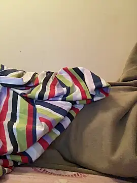    Hannah    online show from 12-15-25, 12:37