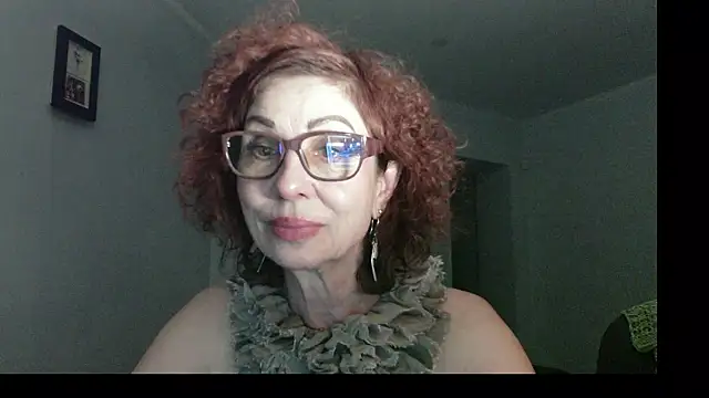Snapshot of Kelly_Flurr chatting on 05-21-26, 04:47 Kelly Flurr online show from 05-21-26, 04:47
