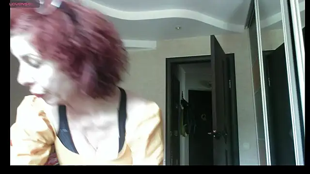 Snapshot of Kelly_Flurr chatting on 06-09-26, 08:04 Kelly Flurr online show from 06-09-26, 08:04
