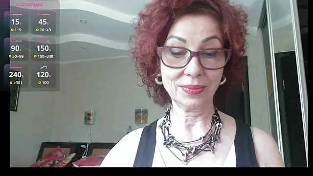 Snapshot of Kelly_Flurr chatting on 06-14-26, 10:28 Kelly Flurr online show from 06-14-26, 10:28