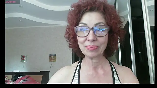 Snapshot of Kelly_Flurr chatting on 06-18-26, 09:58 Kelly Flurr online show from 06-18-26, 09:58