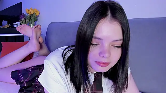 Snapshot of KessyLayssa chatting on 03-11-26, 04:46 KessyLayssa online show from 03-11-26, 04:46
