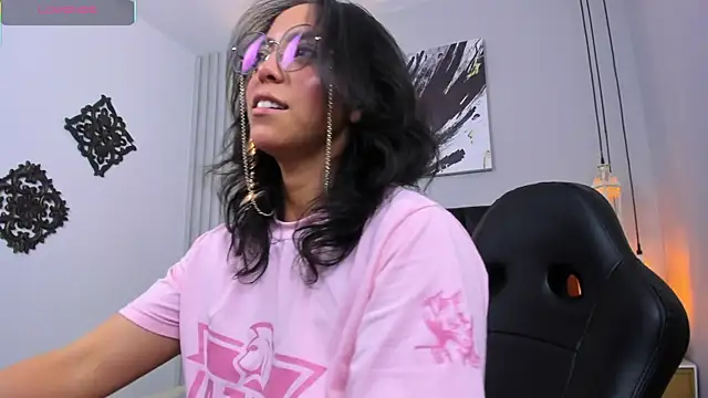 Scarlett musik online show from 02-28-26, 05:08