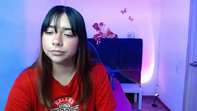 Snapshot of CherryBloom__ chatting on 12-17-25, 11:22 CherryBloom online show from 12-17-25, 11:22