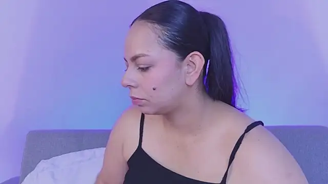 Snapshot of jimena_chic1 chatting on 07-18-26, 07:28 jimena chic1 online show from 07-18-26, 07:28