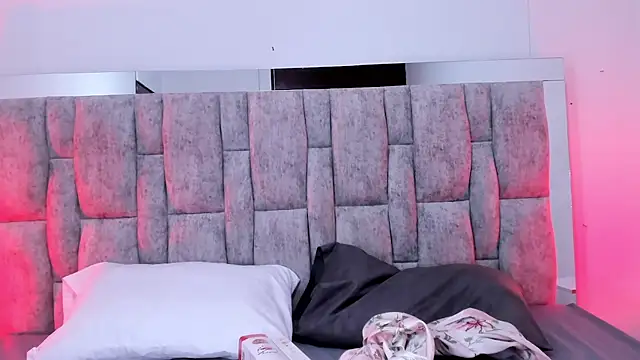 ZafiraNavarro online show from 03-06-26, 07:32