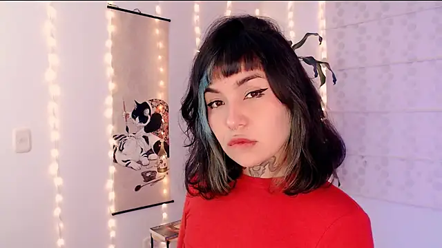 justmartina  online show from 03-12-26, 01:23