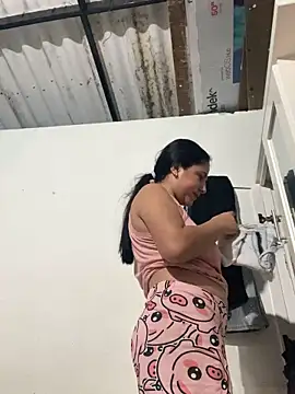 Emily milk 1 online show from 04-01-26, 05:19