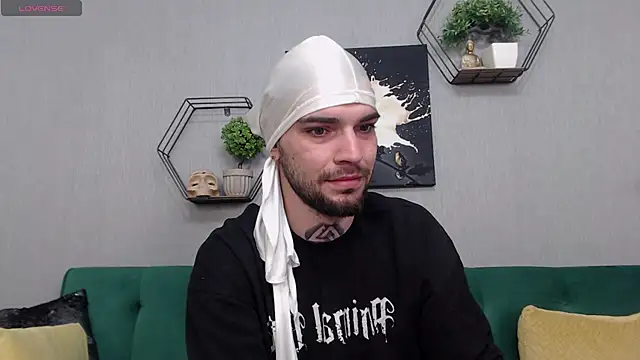 KaneHunter online show from 04-12-26, 09:53