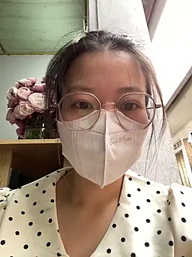 Snapshot of rose2111 chatting on 03-22-26, 01:20 rose2111 online show from 03-22-26, 01:20