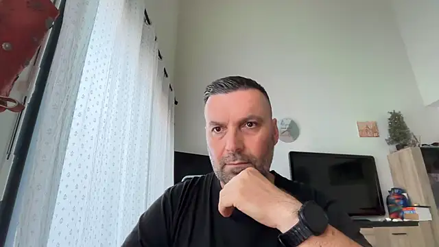 coolsmith81 online show from 06-01-26, 06:59