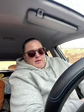 bea french curvy online show from 02-10-26, 08:29