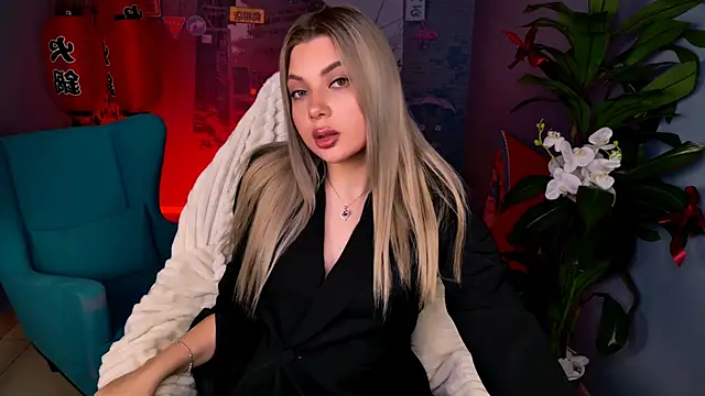 HyileyClark online show from 04-07-26, 07:42