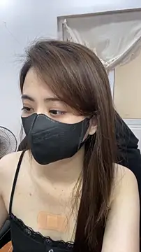 Lunamoon68 online show from 04-12-26, 05:45