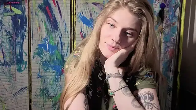 Adell Love online show from 04-16-26, 06:30